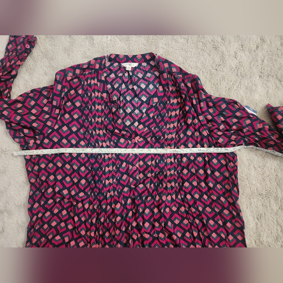 Terra & Sky Pink and Black Geometric Blouse - Picture 5 of 16